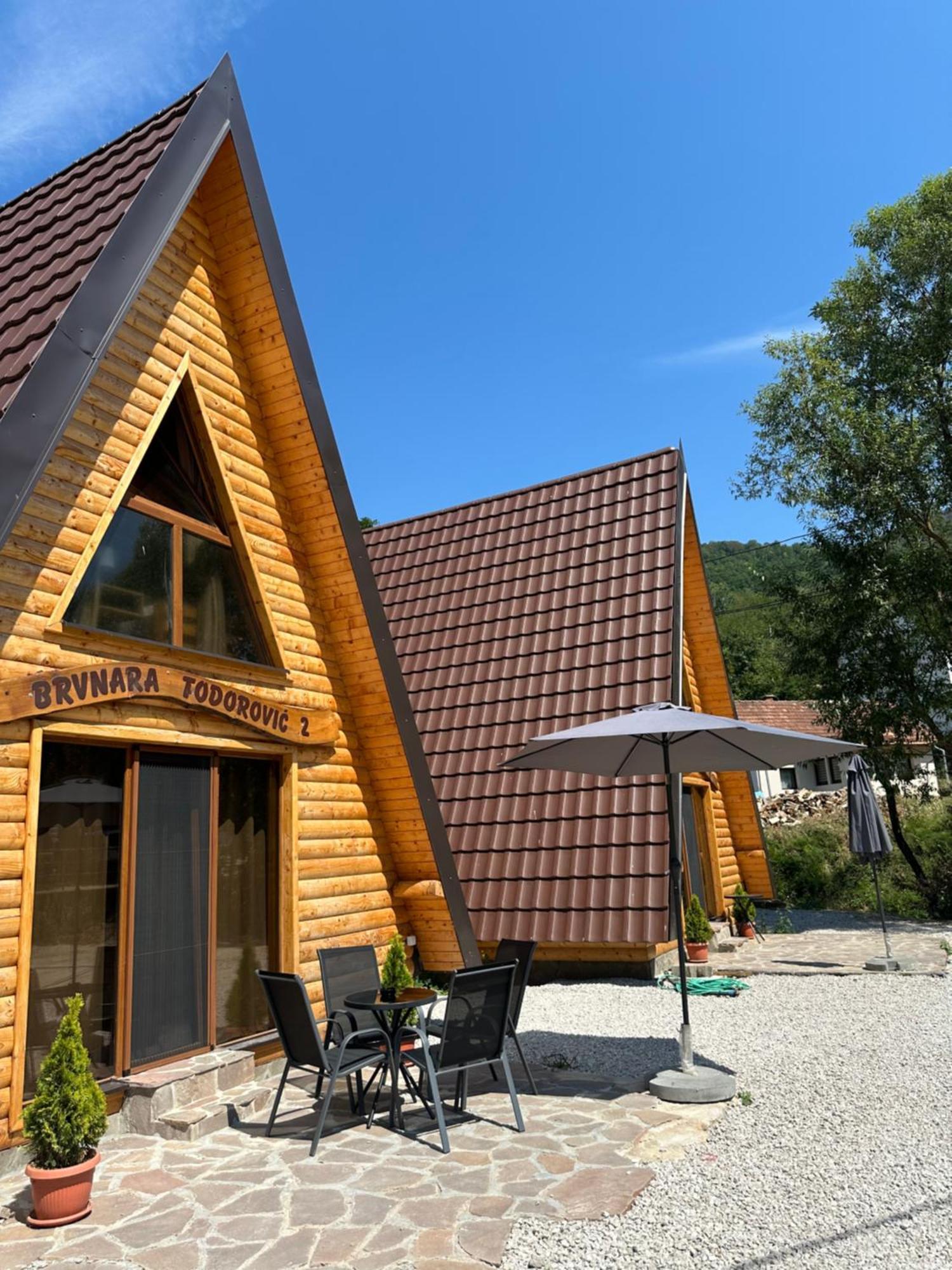 Brvnare Todorovic Villa Crni Vrh ภายนอก รูปภาพ